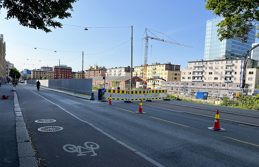 Bilde av en vei med byggearbeider, ved Norges musikkhøgskole