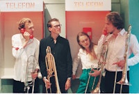 fire mennesker med trombone