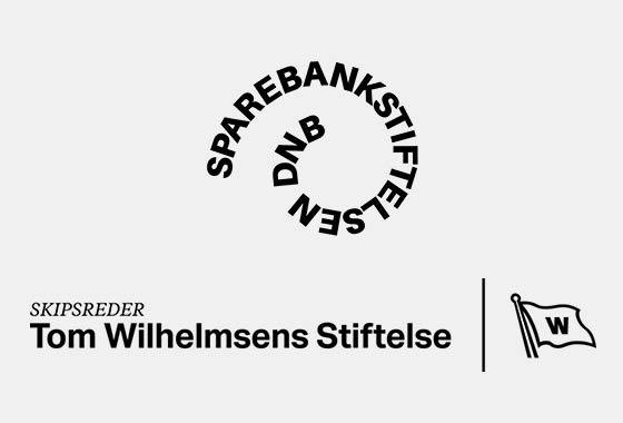 Sparebankstiftelsen og Tom Wilhelmsens Stiftelses logoer.