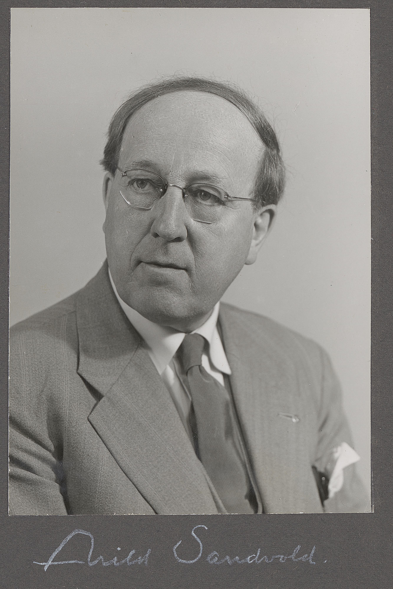 Portrett av Arild Sandvold i 1958.