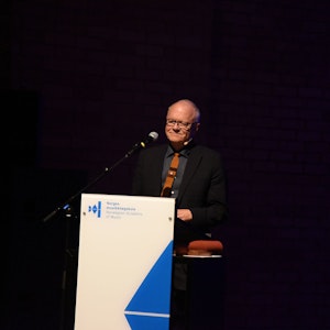 Bjørn Kruse holder takketale for Lindemanprisen 2018