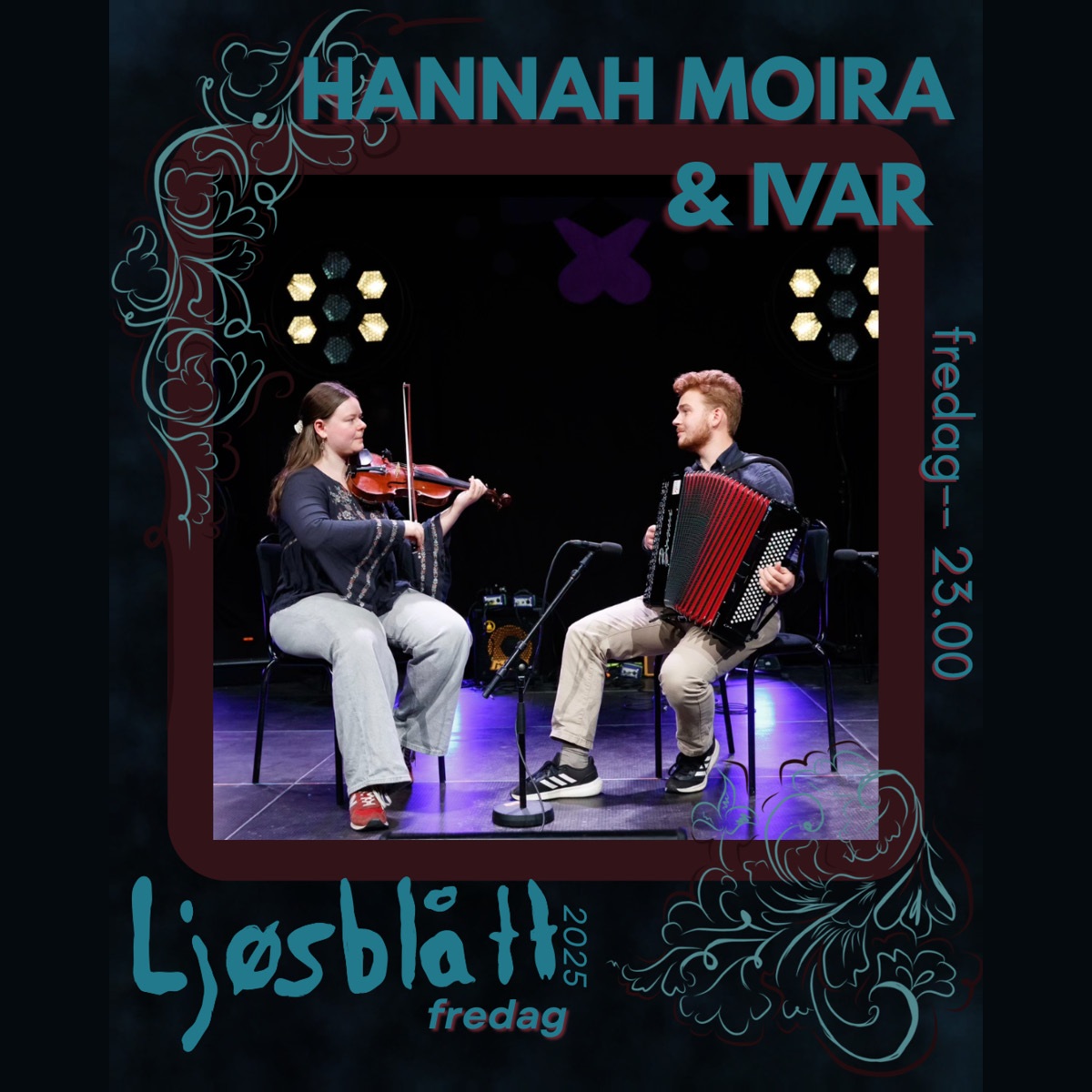 Hannah Moira og Ivar spiller fele og torader på scenen, med Ljøsblått-grafikk.