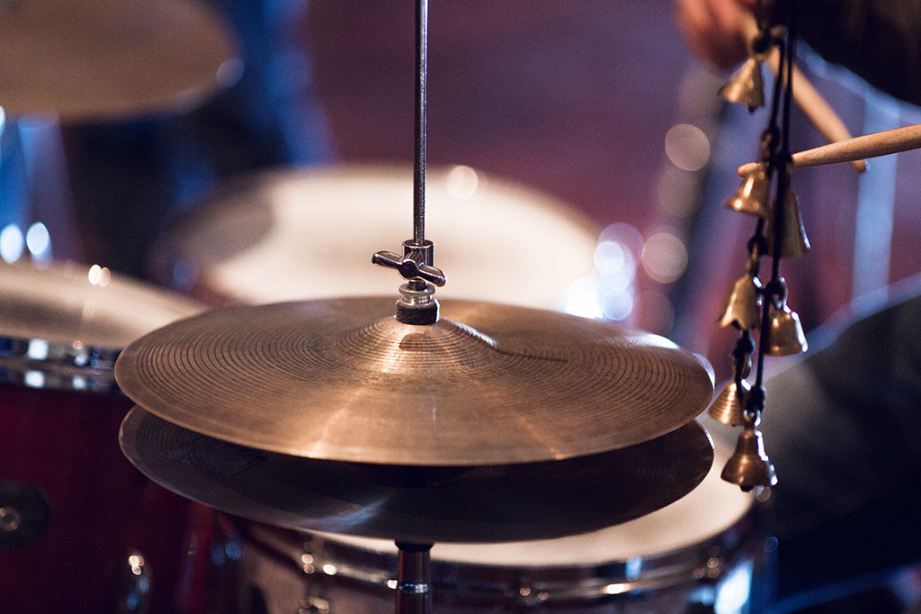 En hi-hat på nært hold.