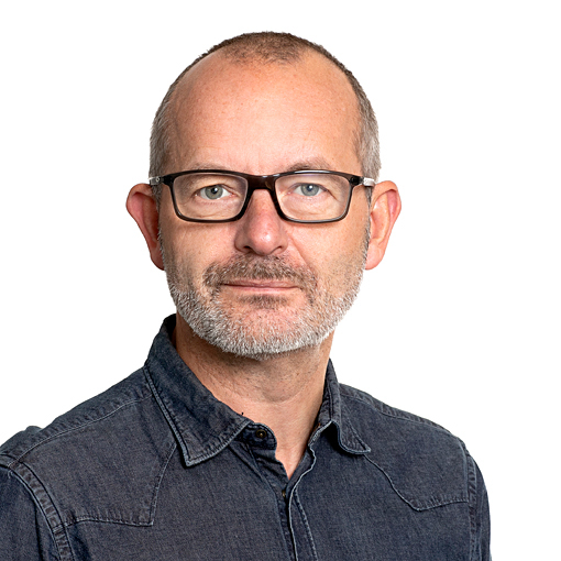 Portrett av Are Brean med hvit bakgrunn.